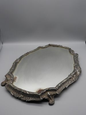 Surtout de table en métal argenté de style Rocaille - Élégance intemporelle