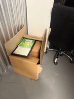 BOX composé de : 9 chaises de bureau en tissus noir - 5 faut… (photo 2)