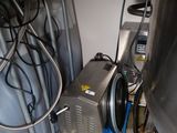 une machine qui se trouve à l'intérieur d'un char