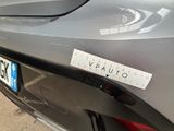 a sticker on the back of a car that says vauto