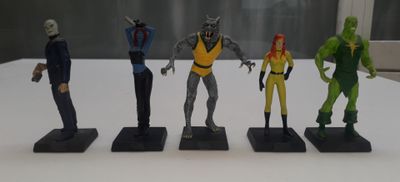 5 figurines Marvel en plomb année 2010