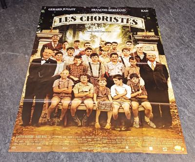 Deux affiches de cinéma: - Les Choristes, 155x116 cm