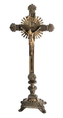 une image représentant un crucifix avec Jésus sur la croix