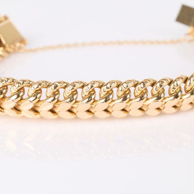 Bracelet en or (750‰), maille fantaisie, chaînette de sureté… - Photo 1