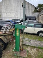 Fendeuse de bûches SUIRE sans modèle apparent
