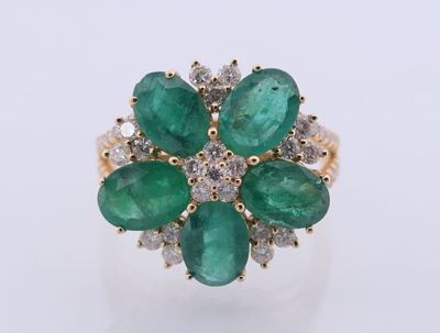Bague Fleur en or jaune 750°/.(18K) 4g85 ornée de 5 émeraude… - Photo 1