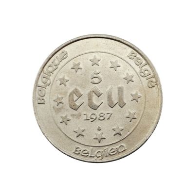 une image d'une pièce d'argent portant l'emblème des États-Unis