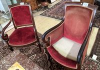 Réunion de deux FAUTEUILS en bois d'époque RESTAURATION, acc…