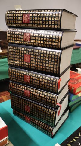 L’Ordre de la Noblesse : Jean de Bonnot, 7 volumes. 