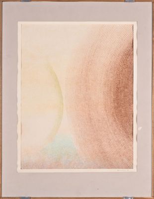une peinture abstraite représentant un cercle sur fond marron clair