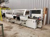 une image d'une machine dans une usine