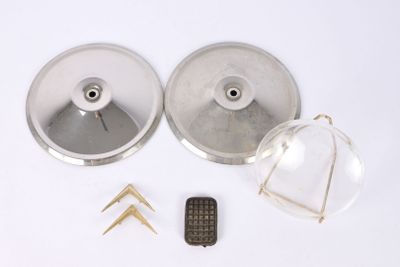 Ensemble de pièces pour automobiles CITROEN DS/ID dont : pai…
