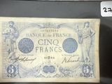 un ancien billet de banque français sur lequel figure le portrait d'une femme
