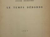 un vieux livre avec un titre en noir et blanc