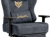 un gros plan d'un fauteuil de gaming sur fond blanc