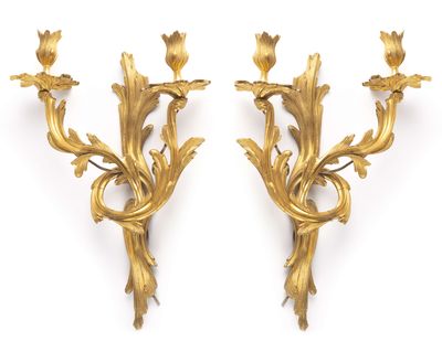 paire d'appliques murales de style Louis XV
