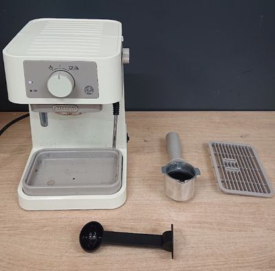 Machine a expresso - DELONGHI - STILOSA EC235.