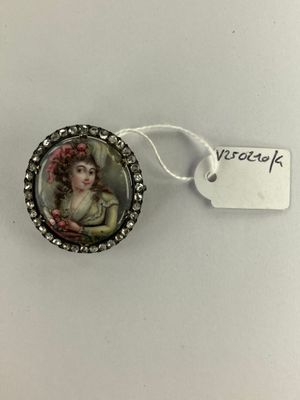 BROCHE de forme circulaire en argent 800 millièmes, miniatur…