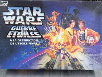 une boîte sur laquelle figure une image de Star Wars