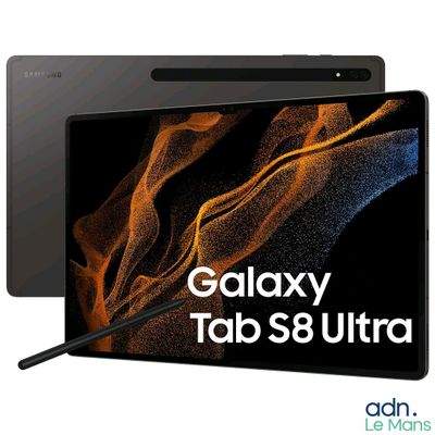 un gros plan d'une tablette sur laquelle on peut lire « Galaxy Tab 8 Ultra »