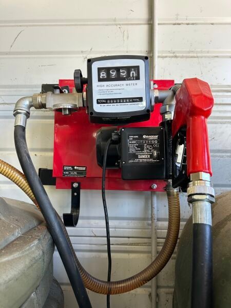 1 cuve de 1000L avec 1 volucompteur DRAKKAR