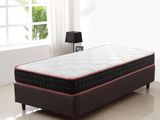 une image représentant un lit sur lequel est posé un matelas