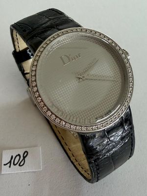 Montre en acier, signée - DIOR Paris - D de Dior - Ø 33mm - …