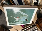 a picture of a picture of a bird in a box