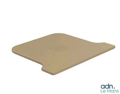 une photo d'une housse en plastique marron pour ordinateur portable