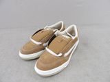 Baskets Vans Old Skool Slip-On en daim beige avec semelles blanches
