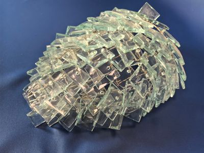 Applique composée de carreaux de verre 29x24cm