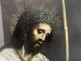 a painting of a man with a crown of thorns on his head
