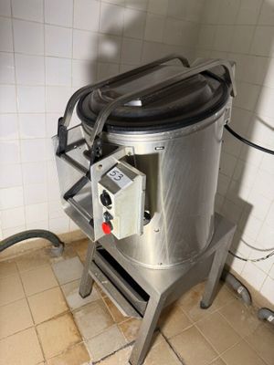 a machine that is sitting in the corner of a room