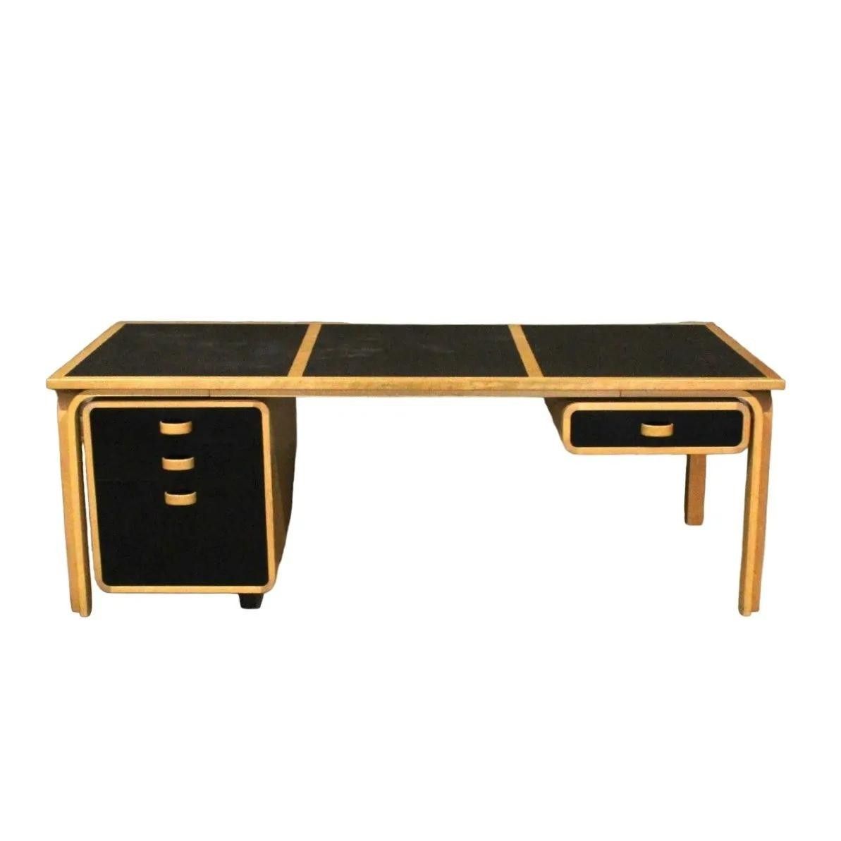 Objets d'art & Curiosités