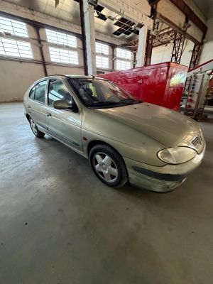 RENAULT MEGANE Boite manuelle Kilométrage: 143 091 kms au co…