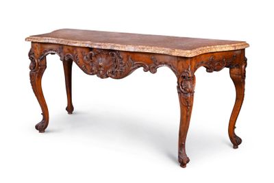 une image d'une table en bois avec un plateau en marbre