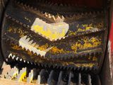 a picture of a close up of a tractor ' s front end