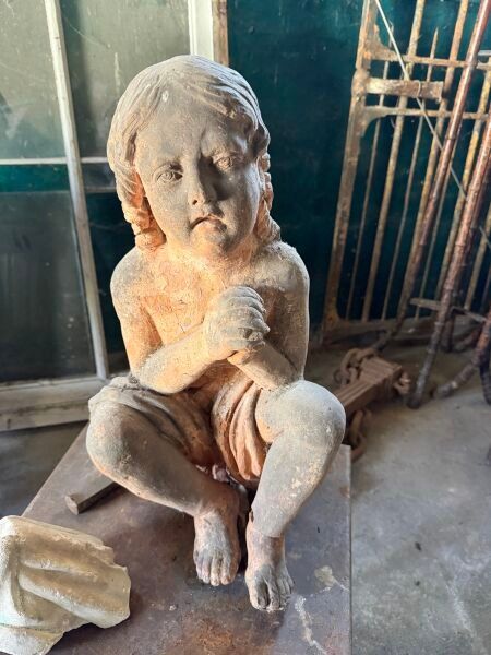 Objets d'art & Curiosités