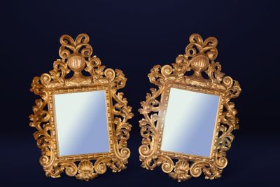 Paire de spectaculaires miroirs cornes d'abondance vénitiens…