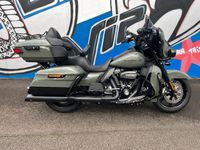 Moto Harley Davidson FLHTK Série Limitée 2022 en excellent état