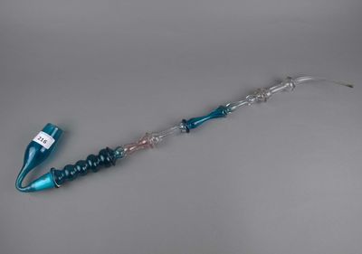 porte-clés à cordon en perles turquoise et transparentes, muni d'un fermoir en argent