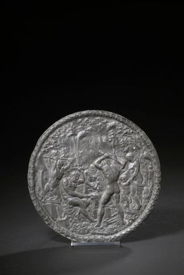 une image représentant une pièce d'argent sur laquelle figurent un homme et une femme