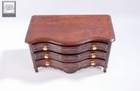 Petite commode de maîtrise (photo 4)