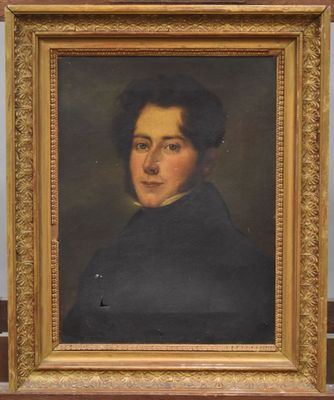 portrait d'un homme en manteau noir, dans un cadre doré