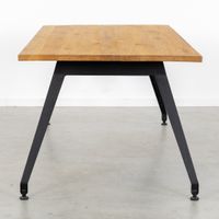 Table de salle à manger moderne, en bois massif et métal pat… (photo 5)