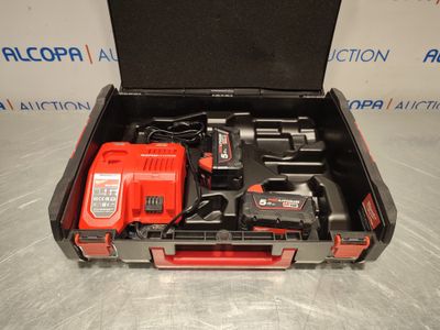 Milwaukee - Chargeur + 2 Batteri…