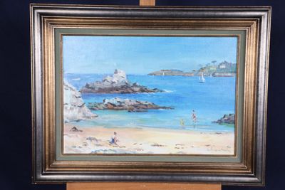 une peinture à l'huile représentant une scène de plage avec des gens sur le sable