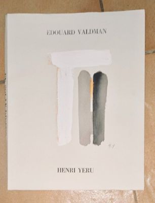 l'image d'un livre sur lequel figure une colonne