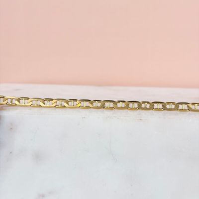 bracelet à chaîne plaquée or avec un fermoir en diamant