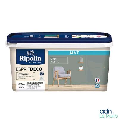 le pot de peinture est blanc et est muni d'un couvercle bleu